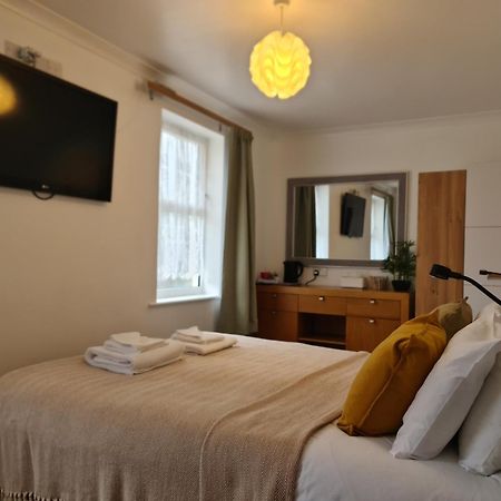 The Torland - Paignton Seafront - Free Parking, All Rooms En-Suite Exterior photo