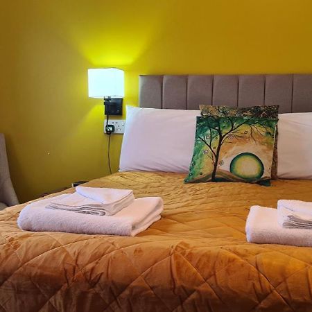 The Torland - Paignton Seafront - Free Parking, All Rooms En-Suite Exterior photo