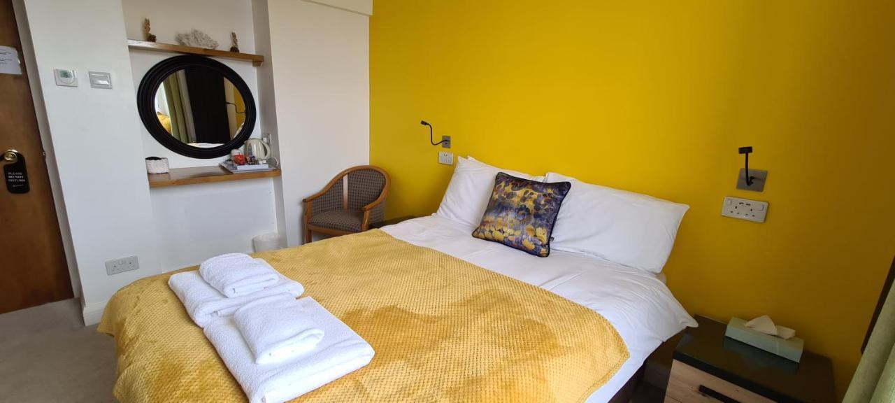The Torland - Paignton Seafront - Free Parking, All Rooms En-Suite Exterior photo